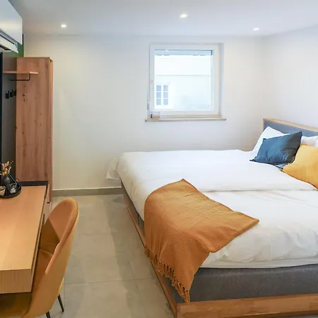 Muc Moebliert Wohnen Obersendling Apartment Munich